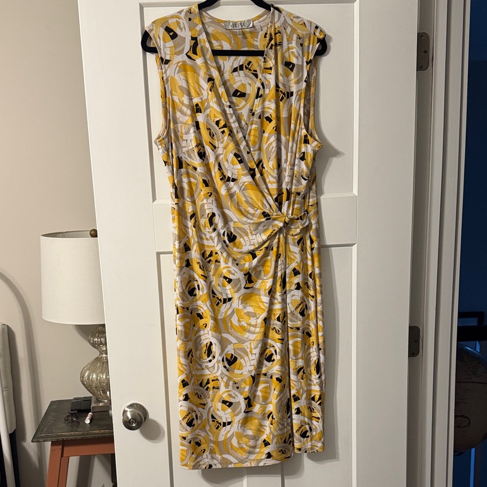 Kasper Yellow & White Abstract Knot-Front Midi Dress